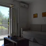 The Seasons Of Nickolas Apartman Ajía Effimía