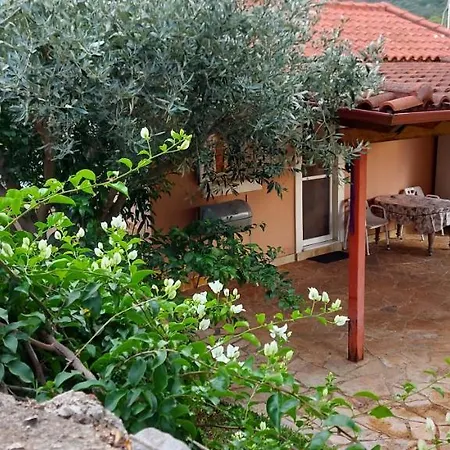 Апартаменты The Seasons Of Nickolas *